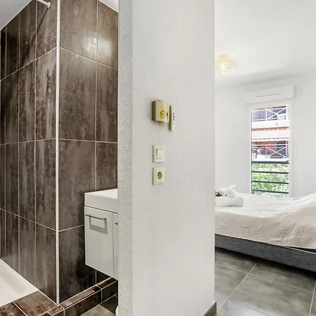 Apprt 2 Cham, Proche Du Centre * Saint-Raphael (Var)